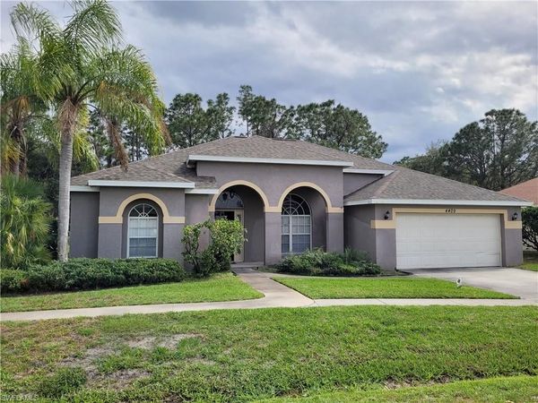 4409 Varsity Lakes DR, LEHIGH ACRES, FL 33971