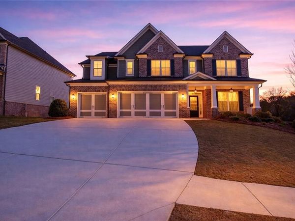 2461 Wildlife Court , Buford, GA 30519