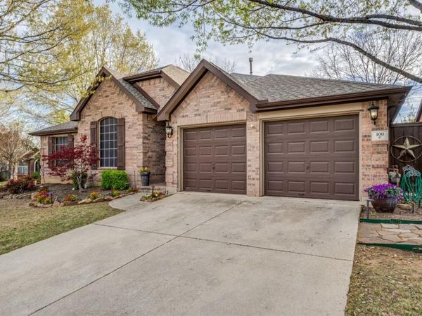 100 Barkley Drive, Hickory Creek, TX 75065