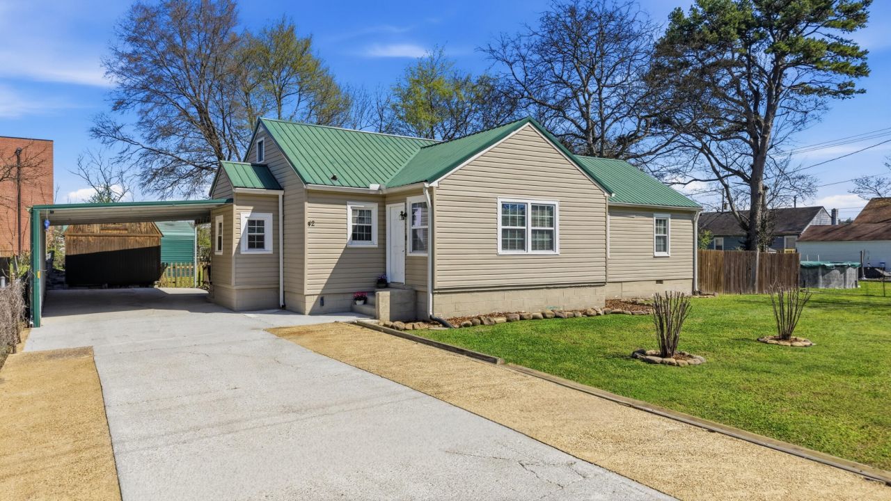 42 Warren Street, Rossville, GA 30741 Main Photo