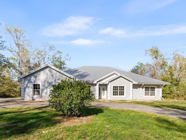 370 SE 692nd St, Old Town, FL 32680