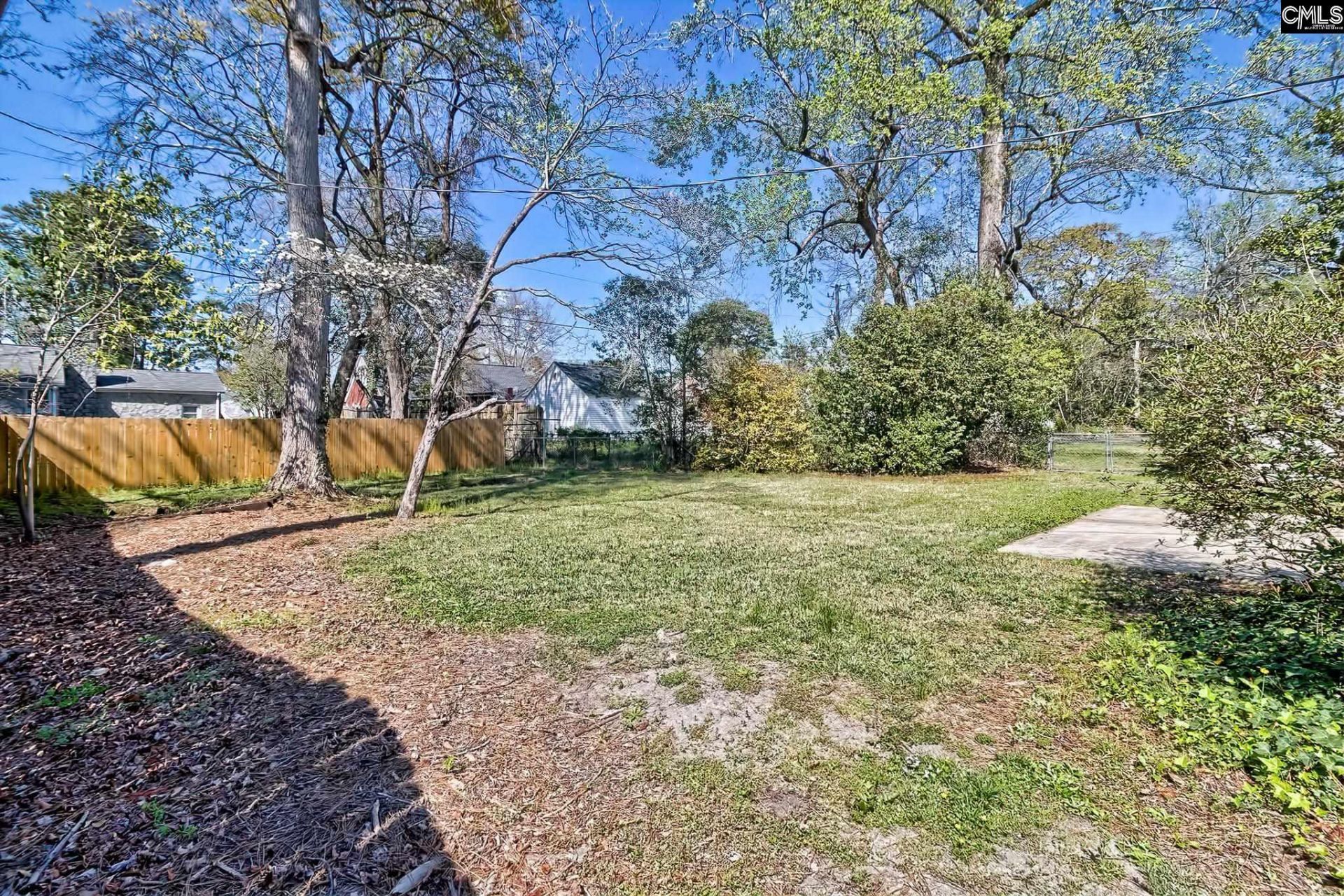 900 M Avenue Photo 25