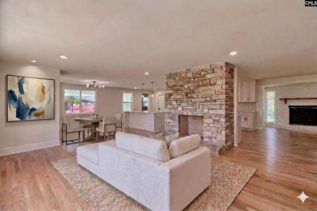 900 M Avenue Photo 4