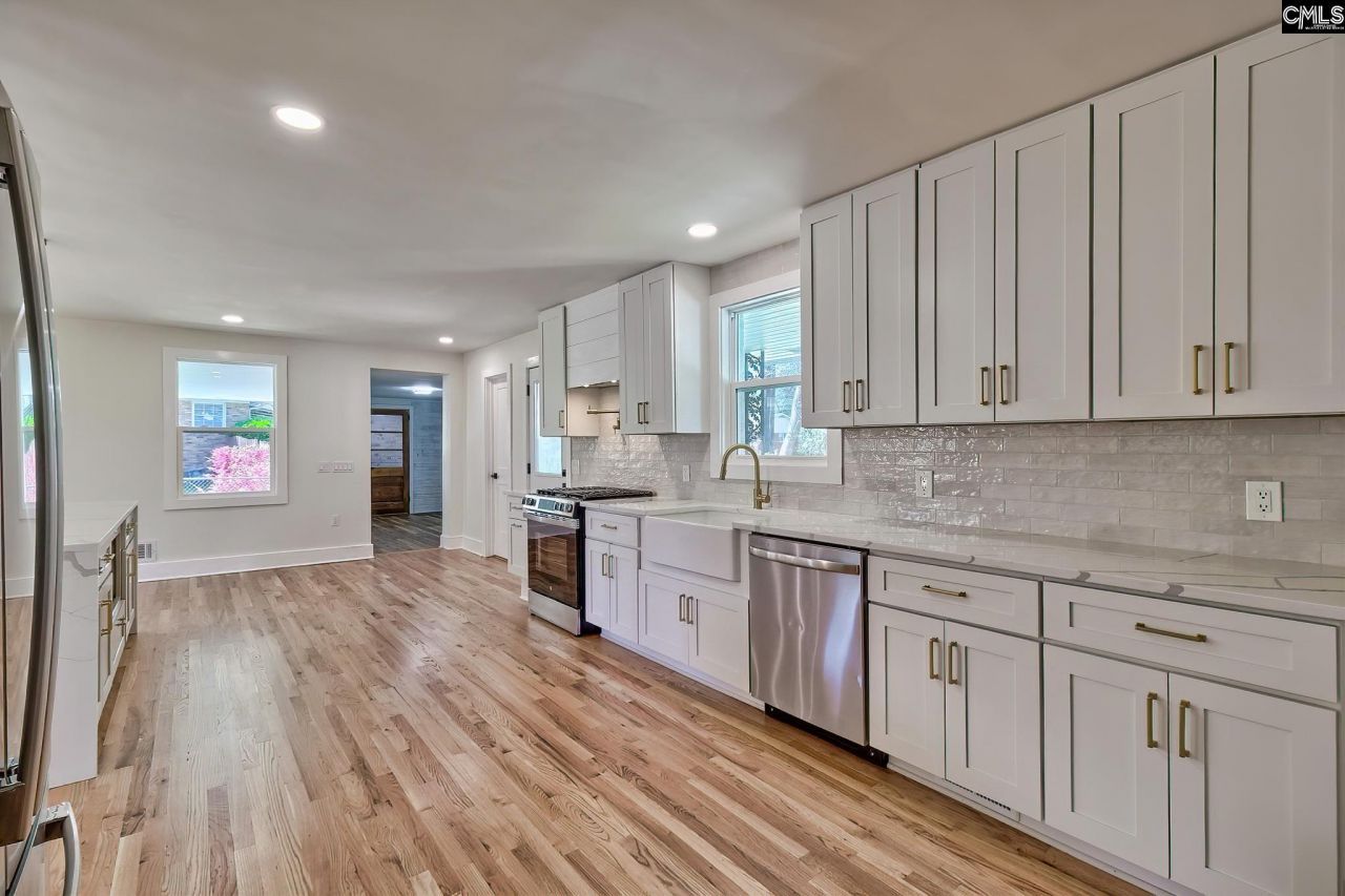 900 M Avenue Photo 9