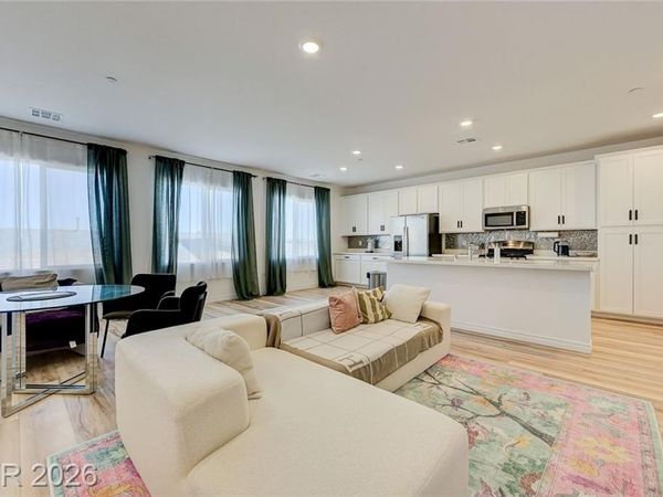 236 Walsh Peak Avenue, Henderson, NV 89015