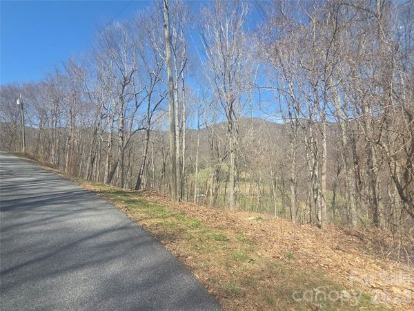 820 Chestnut Flats Lane , Waynesville, NC 28786