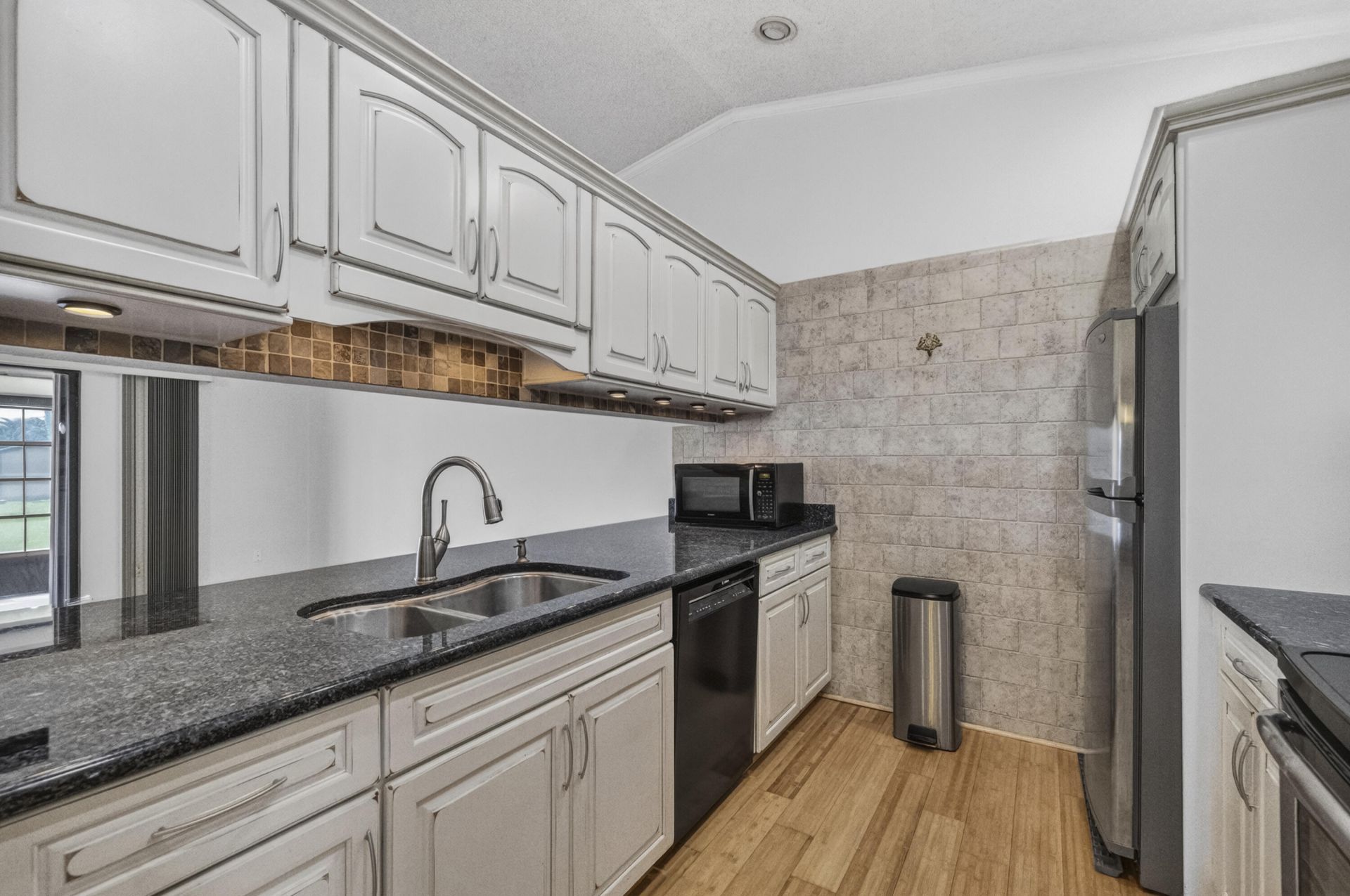 23 Walcott Drive, Boynton Beach, FL 33426 Photo