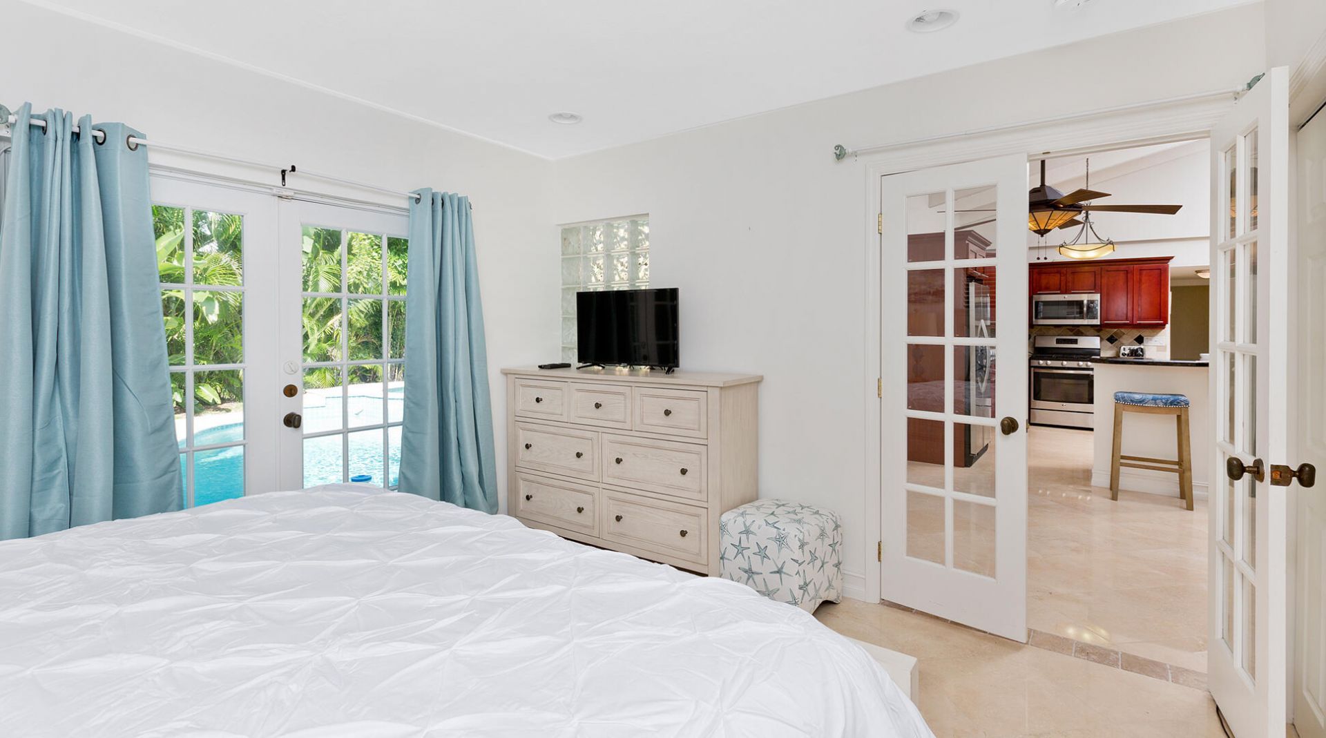 2003 Bay Drive, Pompano Beach, FL 33062 Photo