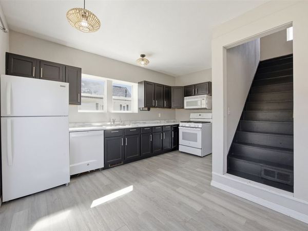 381 31st Street Dr SE, Cedar Rapids, IA 52403