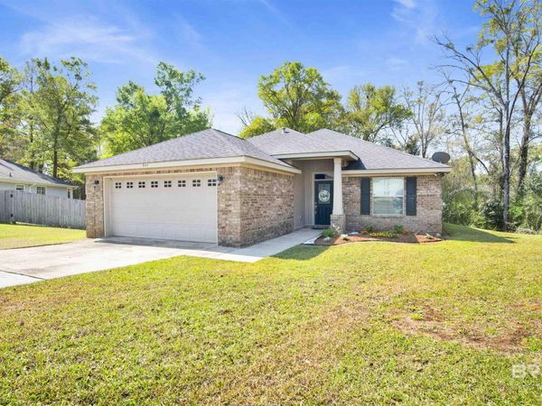 944 Parliament Court, Mobile, AL 36695
