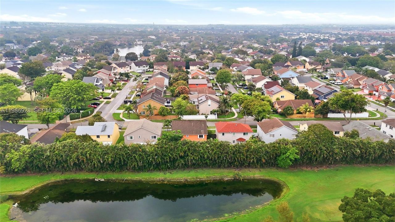 1421 SW 97th Ave, Pembroke Pines, FL 33025 Photo