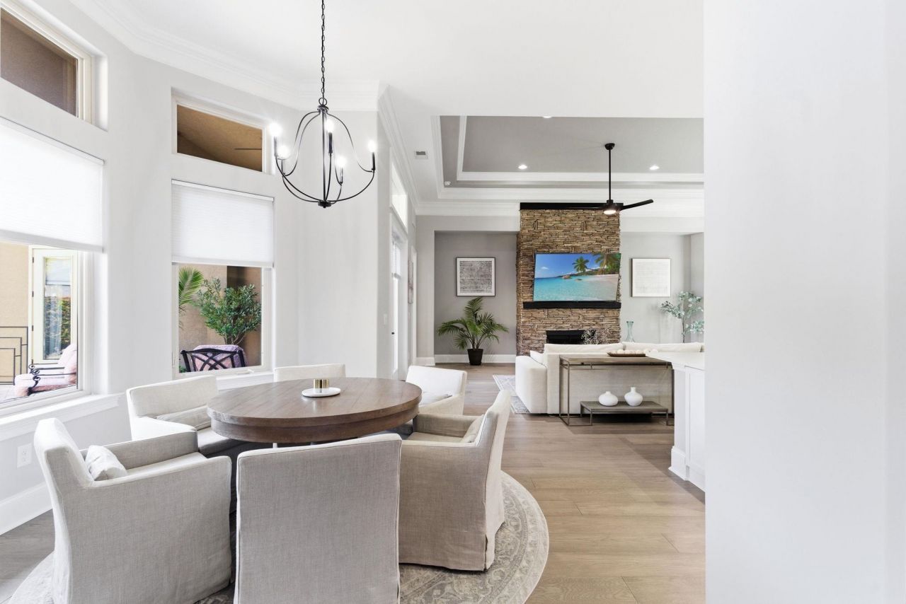 9201 Parma Ln. Photo 10