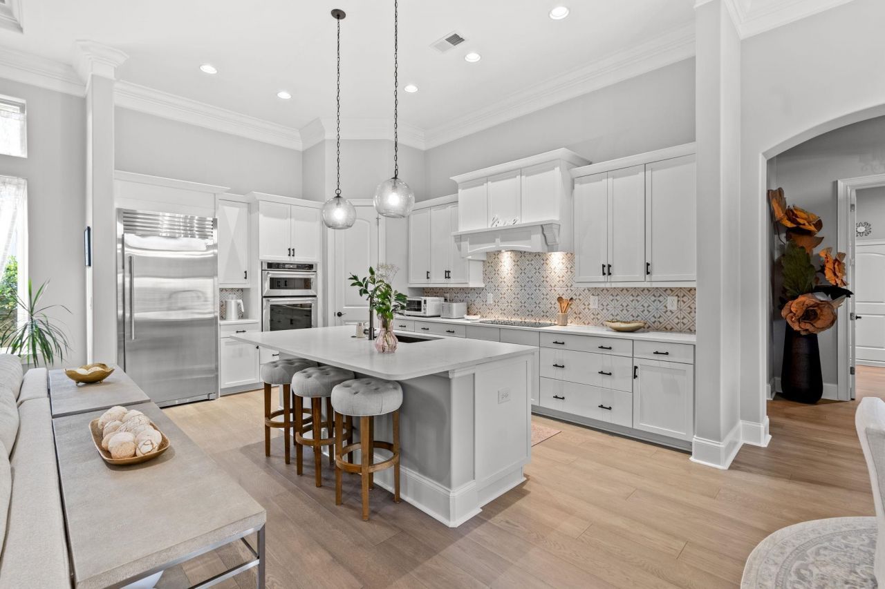 9201 Parma Ln. Photo 11