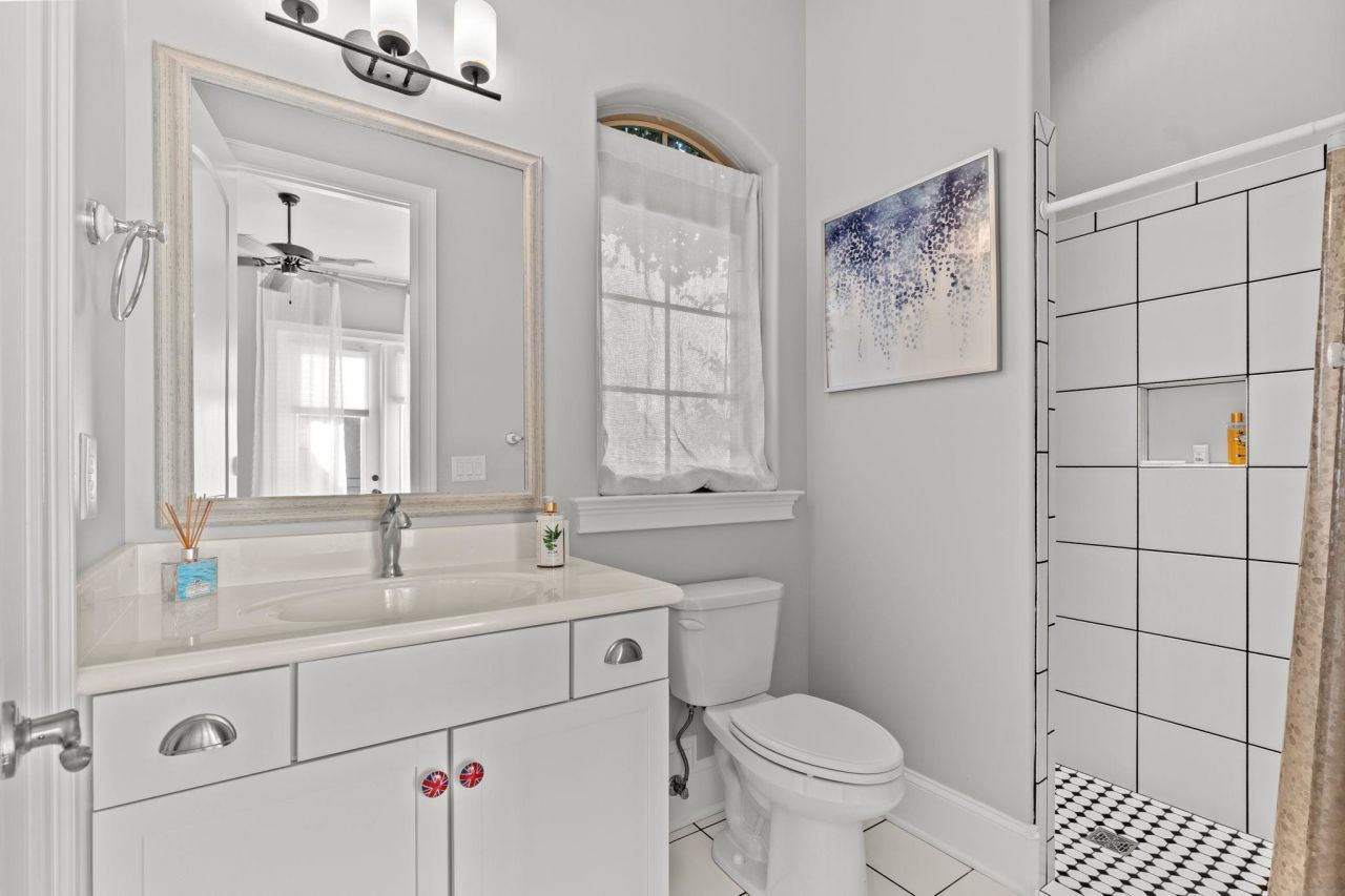 9201 Parma Ln. Photo 17