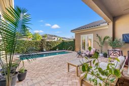 9201 Parma Ln. photo 4