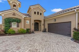 9201 Parma Ln. photo 4