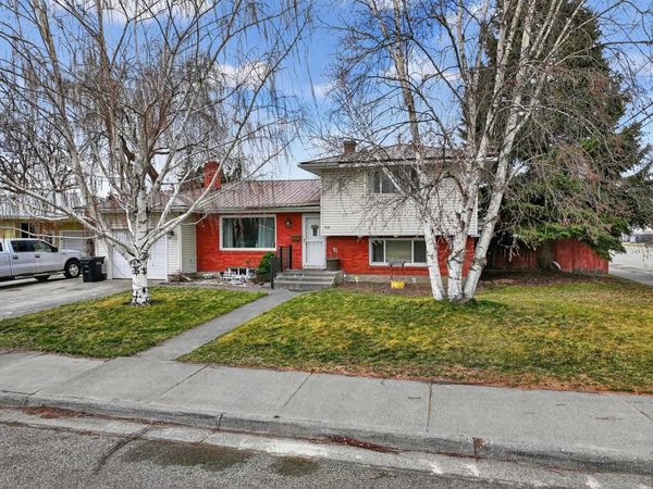 900 Stanger Avenue, Idaho Falls, ID 83404