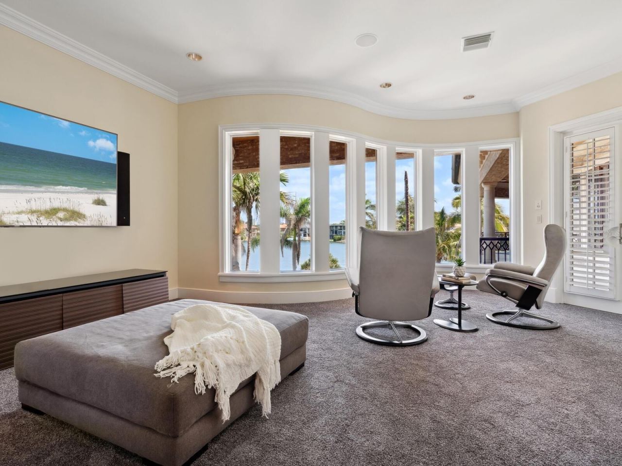 1423 Hillview Drive, Sarasota, FL 34239 Photo