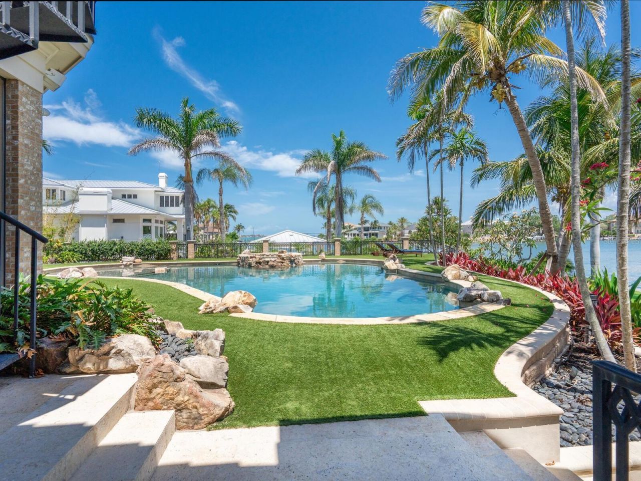 1423 Hillview Drive, Sarasota, FL 34239 Photo