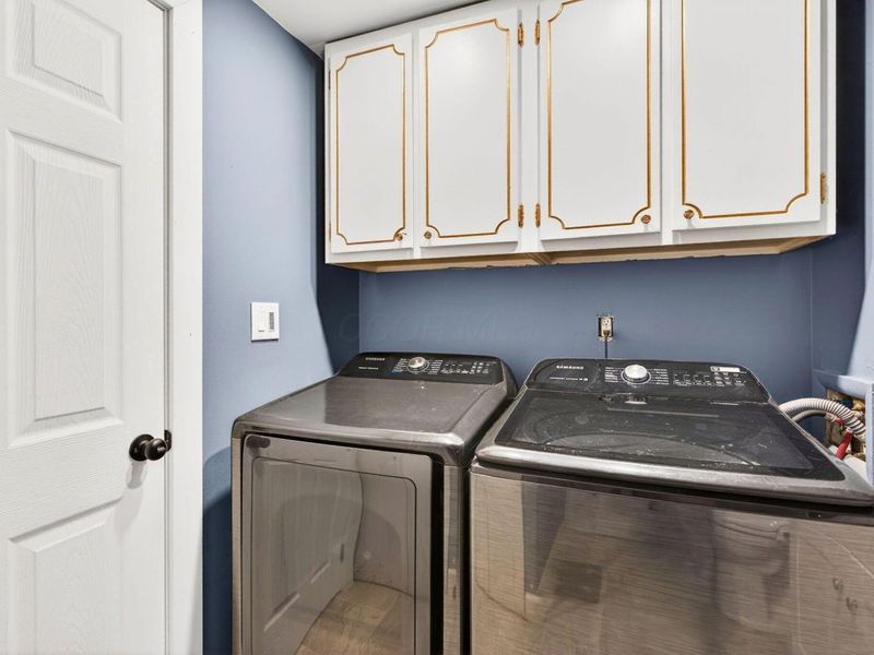 371 Banbury Drive, Columbus, OH 43230 Photo 25