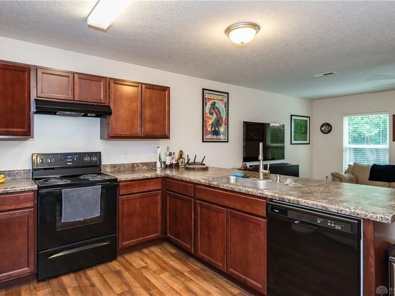 219 Riesling Drive, Union, OH 45322 Photo 9