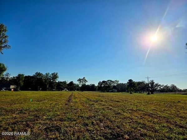 1245 Melvin Dupuis Road , Breaux Bridge, LA 70517