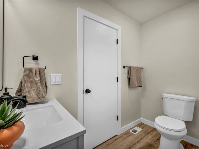 6678 Solon Boulevard , Solon, OH 44139 Photo 35