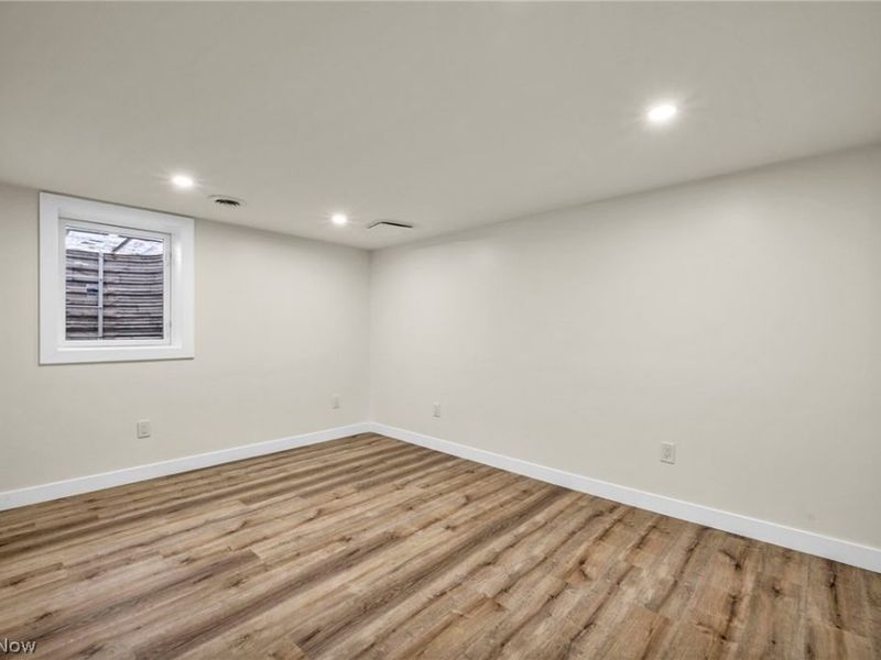 6678 Solon Boulevard , Solon, OH 44139 Photo 39