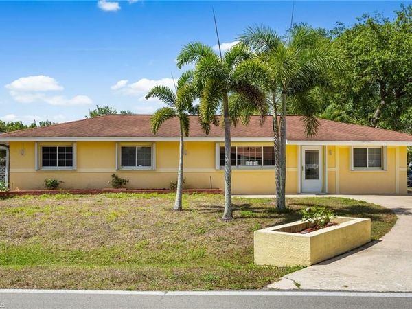 2803 W Cypress AVE, FORT MYERS, FL 33905