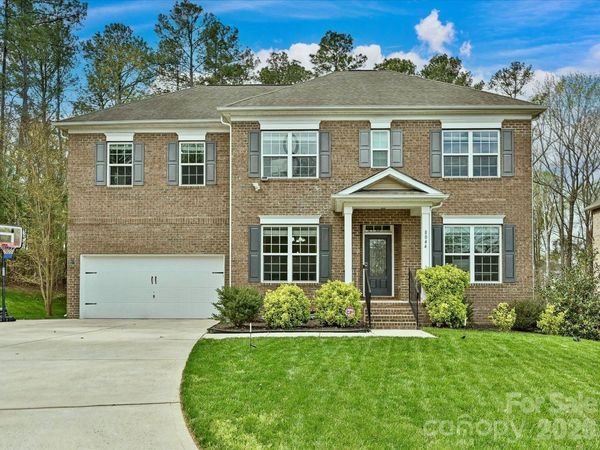 8044 Frances Haven Drive, Harrisburg, NC 28075