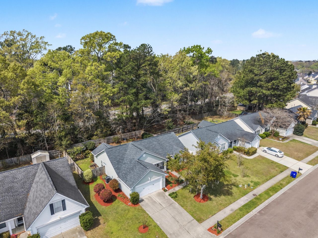 445 Cabrill Drive Photo 40