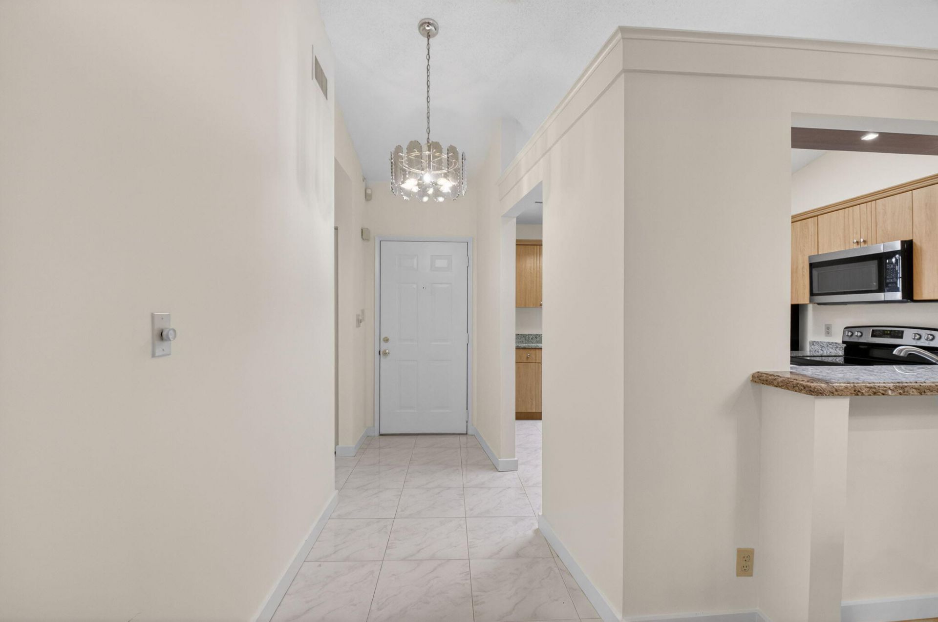 10938 Roebelini Palm Court, Unit B, Boynton Beach, FL 33437 Photo