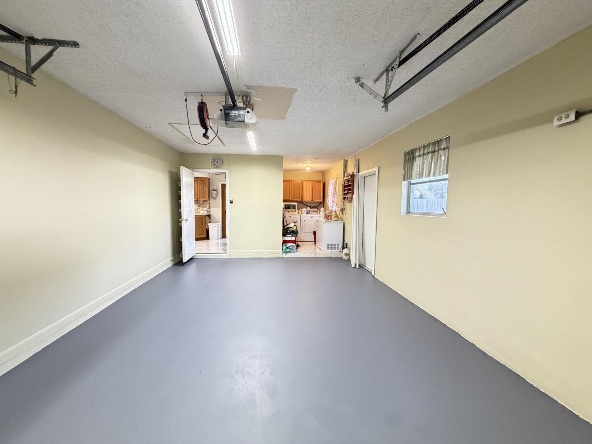 317 SE Verada Avenue, Port Saint Lucie, FL 34983 Photo