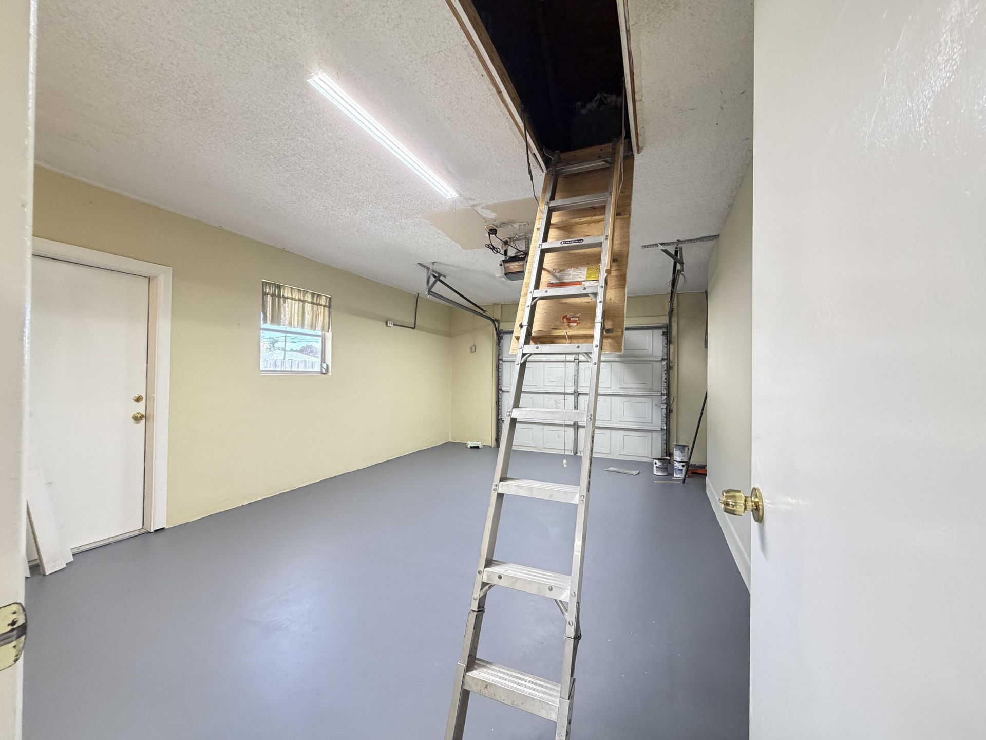 317 SE Verada Avenue, Port Saint Lucie, FL 34983 Photo