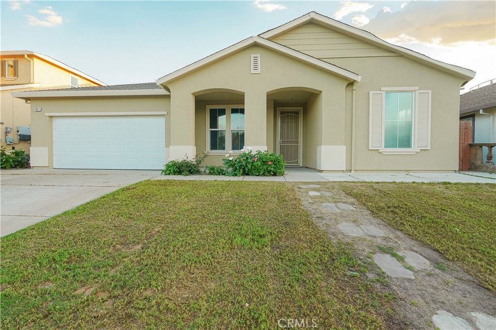 7411 Louise, Winton, CA 95388 Main Photo