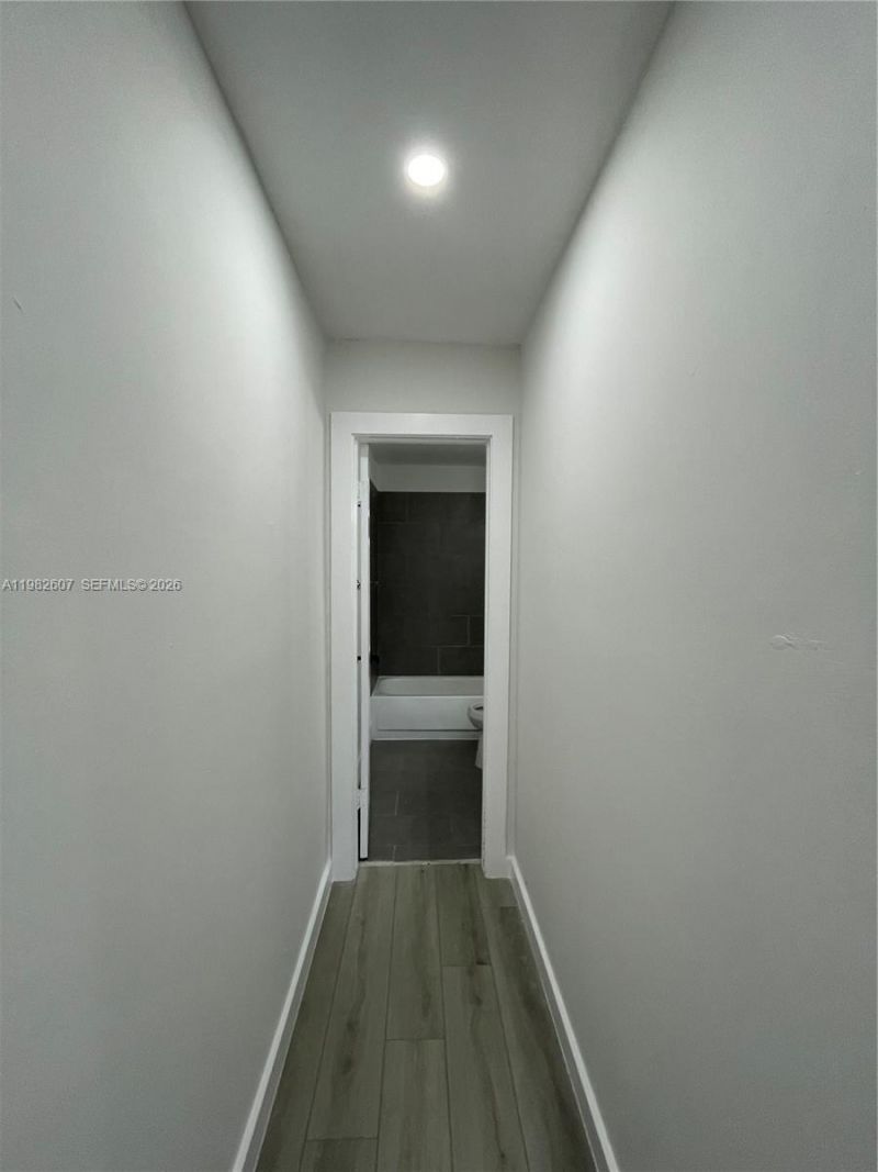 365 NE 125th St , Unit 409, North Miami, FL 33161 Photo