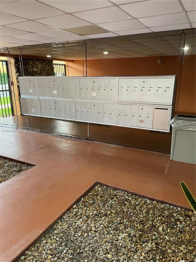 365 NE 125th St , Unit 409, North Miami, FL 33161 Photo