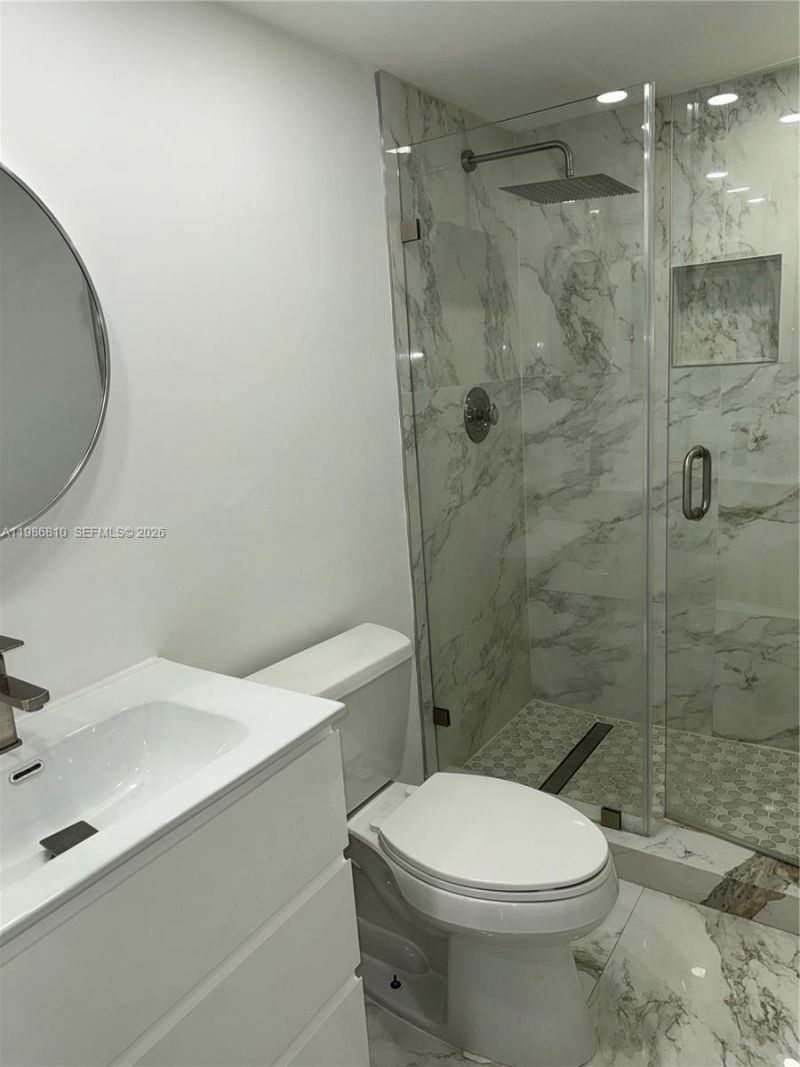 600 NE 36th St, Unit 317, Miami, FL 33137 Photo