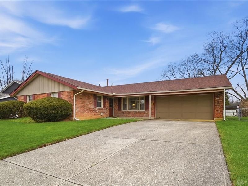 428 Cherrywood Dr., Fairborn, OH 45324 Photo 2