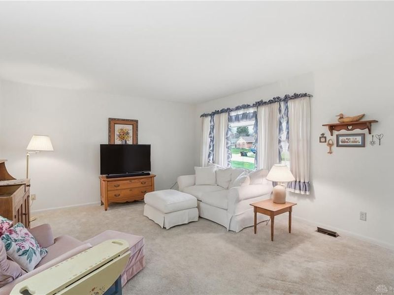 428 Cherrywood Dr., Fairborn, OH 45324 Photo 8