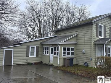 63 Eagle Street, Fredonia, NY 14063