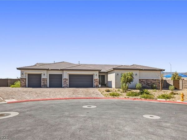 6561 W Azure Drive, Las Vegas, NV 89130