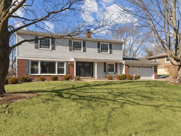 248 Beverly Road , Barrington, IL 60010