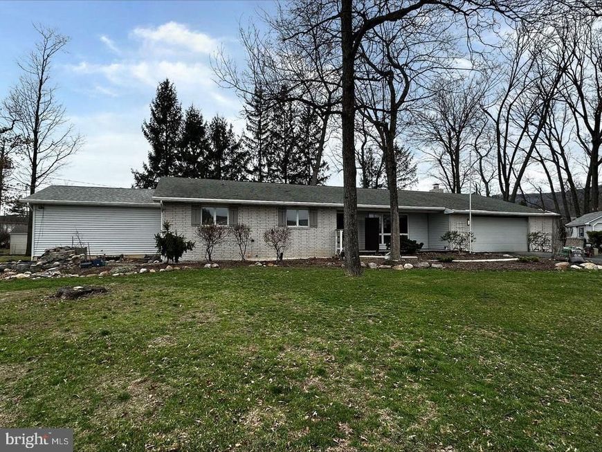 1055 Pine Tree Drive , Slatington, PA 18080 Main Photo