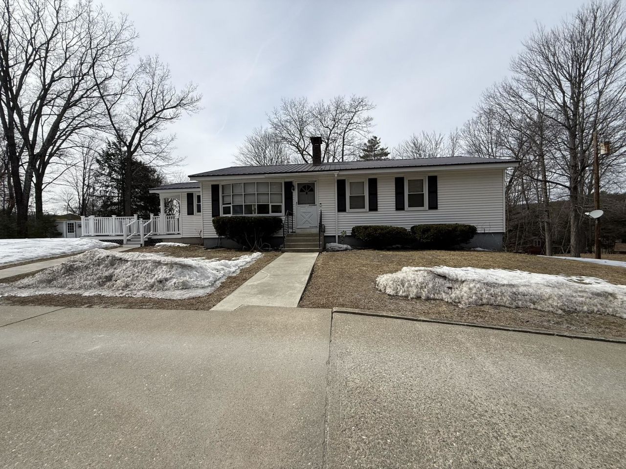 286 Ceda Road, Charlestown, NH 03603 Main Photo