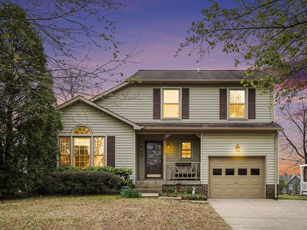 2102 Single Tree Dr , Clarksville, TN 37040