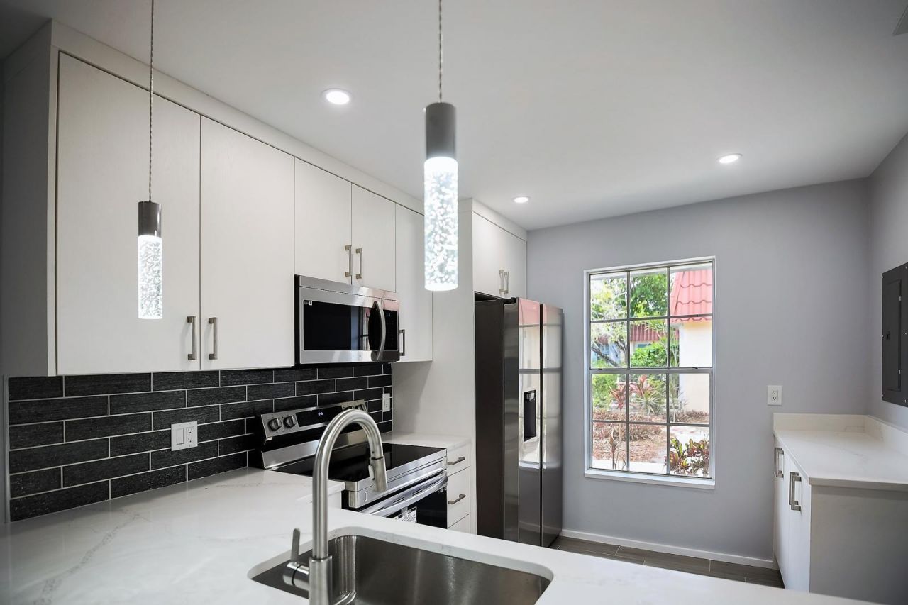 714 Nantucket Circle, Unit B, Lake Worth, FL 33467 Photo