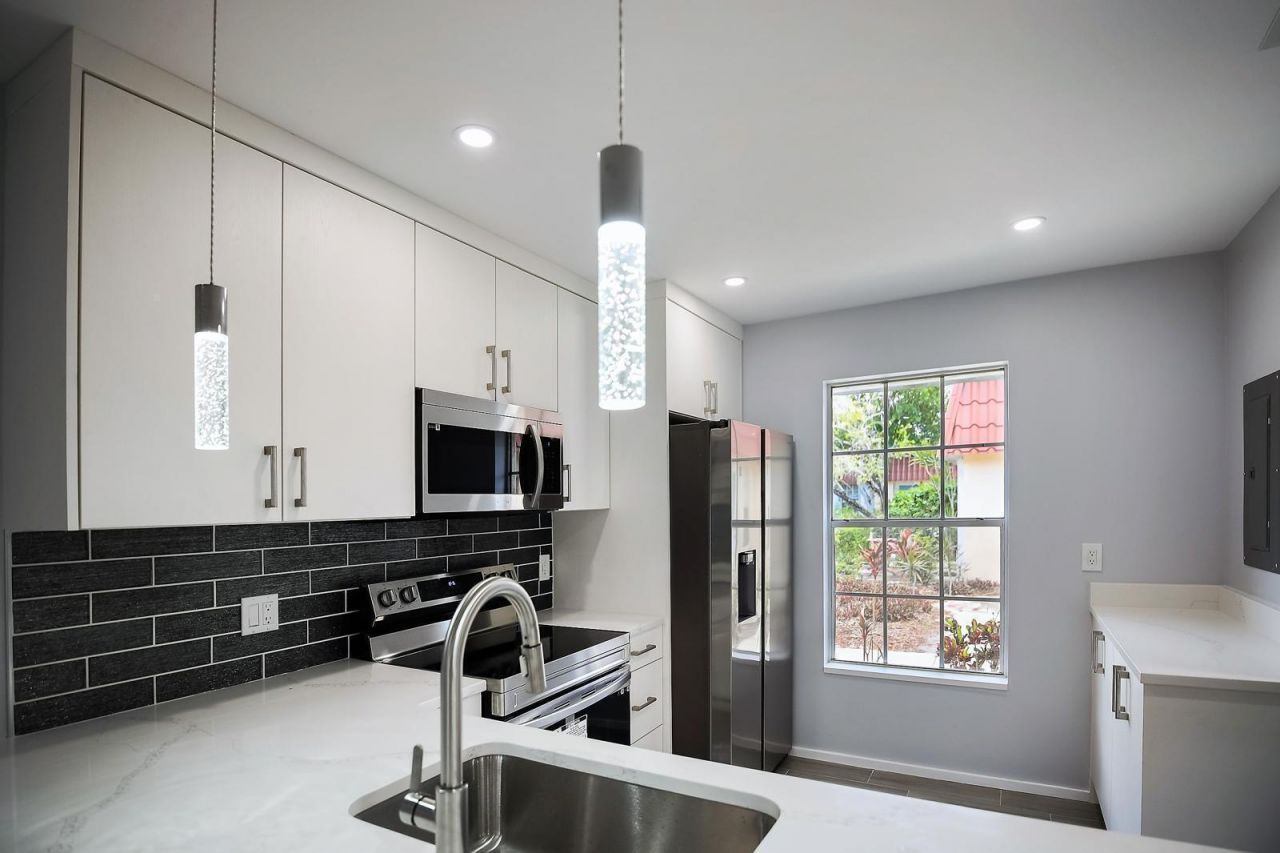 714 Nantucket Circle, Unit B, Lake Worth, FL 33467 Photo