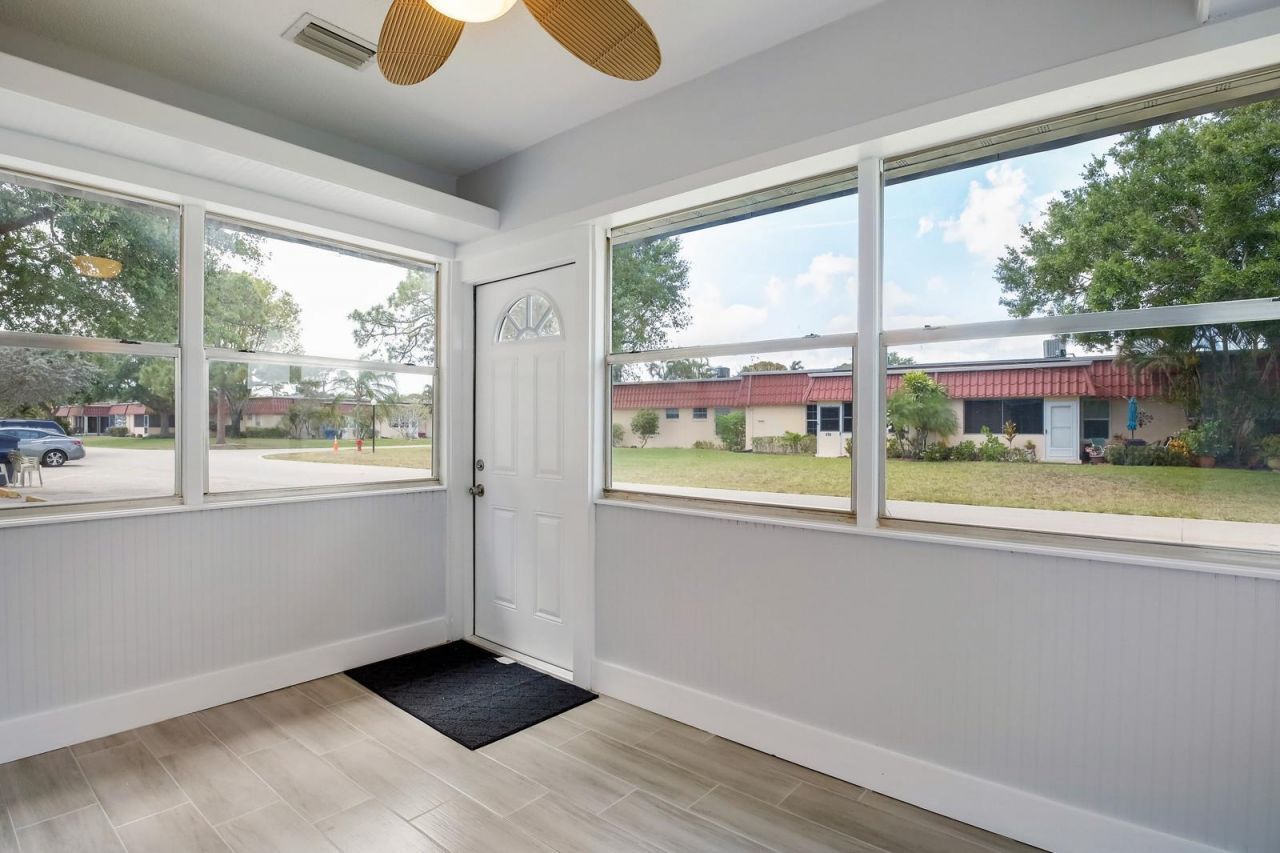 714 Nantucket Circle, Unit B, Lake Worth, FL 33467 Photo