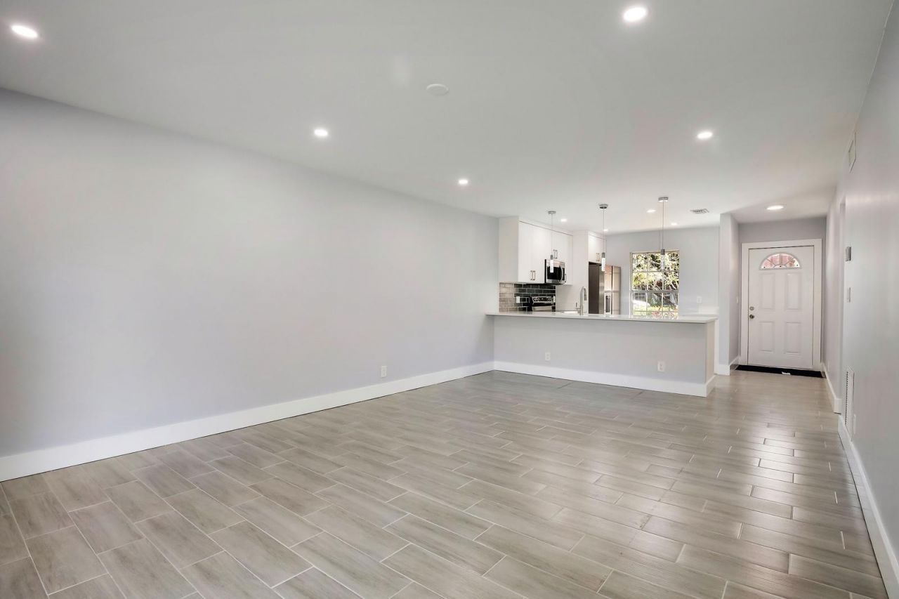 714 Nantucket Circle, Unit B, Lake Worth, FL 33467 Photo